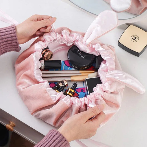 Bolsa de maquillaje de terciopelo con orejas de conejo